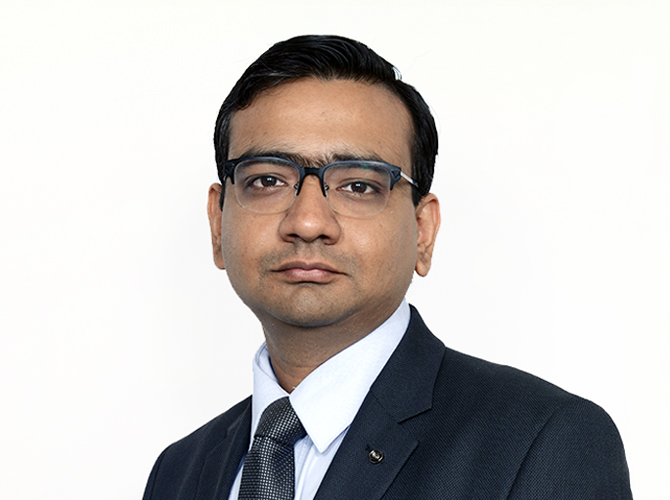 Dr Jayesh Vazirani